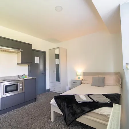 Spacious 1-bed In 아파트 버밍엄