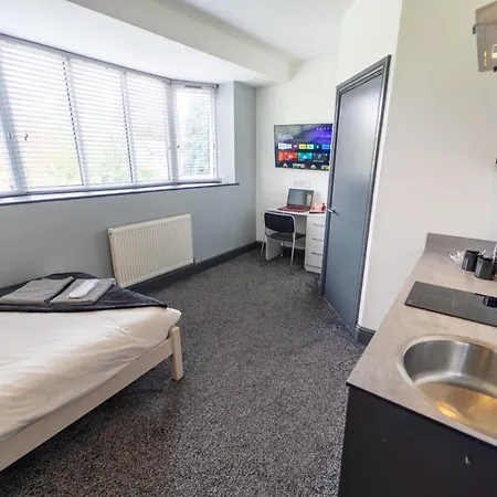 Spacious 1-bed In